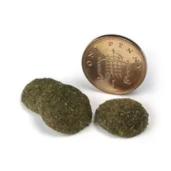 <div class="page" title="Page 2"> <div class="section"> <div class="layoutArea"> <div class="column"> 狗狗的幸福時刻 : 跑跑跳跳、嬉戲玩樂、探索、 陪伴、被關注和碗中的美味佳餚 , 我們專注為狗狗創造營養均衡且低敏的配方 提供日常活動所需的充足能量 且容易消化、支持免疫系統 有益皮膚、毛髮、關節、心臟和腸道健康 。採用美味的英國鮮肉和魚塊 與新鮮蔬菜和草本結合 為您摯愛的寵物提供 美味、有益健康和天然的佳餚。另外100%可回收包裝 盡可能減少對環境的影響 </div> </div> </div> </div> Succulent Scottish Salmon is effortlessly mixed with field fresh vegetables and botanicals to make a delicious complete and balanced meal for all adult dogs. Dogs love nothing more than running, playing, catching and splashing. A warm hug, a rub on their tummy and a delicious meal in their bowl is all they really want. We’ve created a food that is nutritionally balanced, wholesome, natural, pure and simple. It’s rich in freshly prepared fish, so it’s easy to digest, giving them all the energy they need to show how much they love you. The best meal for your best friend. <ul> <li>Skin & Coat Condition – Excellent levels of Omega 3 and 6 to help maintain a shiny coat and healthy skin.</li> <li>Kind on delicate tummies – Made using ingredients that are easy to digest plus prebiotics for healthy digestion.</li> <li>delicious fress salmon – A tasty, highly digestible, and packed with Omega oils. Fresh is best!</li> <li>Wheat & wheat gluten fee -Our hypoallergenic recipe won’t trigger any wheat or wheat gluten allergies</li> <li>強健皮膚毛髮 – 奧米加 3 & 6</li> <li>鞏固腸道健康 – 益生元</li> <li>支援關節健康 – 軟骨素 & MSM</li> <li>支持免疫系統 – 維生素E &硒 <div class="section"> <div class="layoutArea"> <div class="column"> </div> </div> </div></li> </ul> <h5><strong>成份</strong><strong> Ingredients</strong></h5> <div class="page" title="Page 1"> <div class="section"> <div class="layoutArea"> <div class="column"> <div class="page" title="Page 2"> <div class="section"> <div class="layoutArea"> <div class="column"> 三文魚(45%)、甘薯(16%)、 全燕麥(13.5%)、馬鈴薯 (11%)、豌豆、葵花籽油 (1%)、益生元-低聚果糖 (0.04%)、蘋果、蔓越莓等 </div> </div> </div> </div> </div> </div> </div> </div> Salmon 45% (Fresh Salmon 26%, Dried Salmon 16%, Salmon Oil 2%, Salmon Stock 1%), Sweet Potato (16%), Whole Oats, Potato (11%), Pea Starch, Peas, Alfalfa, Sunflower Oil (1%), Whole Egg, Prebiotics – Fructooligosaccharides (0.04%), Apple, Broccoli, Carrot, Cranberry, Marigold Flower, Spinach, Bilberry. <h5><strong>營養分析</strong><strong> Analysis</strong></h5> <table width="432"> <tbody> <tr> <td>Crude Protein</td> <td>23%</td> </tr> <tr> <td>Crude Fat</td> <td>13%</td> </tr> <tr> <td>Crude Fibre</td> <td>3.5%</td> </tr> <tr> <td>Crude Ash</td> <td>7%</td> </tr> <tr> <td>Moisture</td> <td>8%</td> </tr> <tr> <td>Omega 3</td> <td>2%</td> </tr> <tr> <td>Omega 6</td> <td>2%</td> </tr> <tr> <td>Calcium</td> <td>1.3%</td> </tr> </tbody> </table> <strong>餵食方法</strong><strong> Feeding Guide </strong> Maintenance : under an hour exercise per day <div class="spc--mb3 table-wrapper"> <table class="table-theme-colour table-feeding-guide table--striped table--centered font--circe table--stackrows--1e"> <tbody> <tr> <th>Dog Weight (KG)</th> <td>5</td> <td>10</td> <td>15</td> <td>20</td> <td>25</td> <td>30</td> <td>35</td> <td>40</td> </tr> <tr> <th>Daily Feed (g/24h)</th> <td>90</td> <td>130</td> <td>165</td> <td>220</td> <td>270</td> <td>320</td> <td>365</td> <td>405</td> </tr> </tbody> </table> </div> <div class="spc--mb3 table-wrapper"> <div class="feeding-guide-header"> Active : over an hour exercise per day </div> <table class="table-theme-colour table-feeding-guide table--striped table--centered font--circe table--stackrows--1e"> <tbody> <tr> <th>Dog Weight (kg)</th> <td>5</td> <td>10</td> <td>15</td> <td>20</td> <td>25</td> <td>30</td> <td>35</td> <td>40</td> </tr> <tr> <th>Daily Feed (g/24h)</th> <td>110</td> <td>165</td> <td>210</td> <td>265</td> <td>325</td> <td>385</td> <td>425</td> <td>460</td> </tr> </tbody> </table> </div>