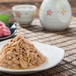 <ul> <li>吞拿魚：高蛋白質、低脂肪、含豐富奧米加3(EPA和DHA)，有助神經、大腦、視網膜和胎兒的發育，並可改善皮膚和毛髮狀況。</li> </ul>