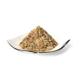 <ul> <li>沙甸魚：含優質蛋白質、維他命、抗氧化成分及脂肪酸，促進心血管及腎功能健康。 鯖魚：豐富優質蛋白質、維他命及奧米加3，有助神經、大腦和胎兒發育。 吞拿魚：豐富優質蛋白質、維他命、礦物質及奧米加3，改善皮膚和毛髮健康。 紅鯔魚：豐富奧米加3、碘質和鐵質，調節新陳代謝，有助發育成長。 低聚果糖(益生元)：增加腸道益菌數量，增強胃部及腸道的消化及免疫力。</li> </ul>