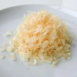 <div><span class="product-details-font">■</span>生産地：日本</div> <div><span class="product-details-font">■</span>素材・成分：【原材料】鶏胸肉【保証成分】粗たん白質64.0％以上、粗脂肪2.0％以上、粗繊維0.5％以下、粗灰分3.0％以下、水分24.0％以下※1袋あたりのナトリウムは約20mg(食塩相当量は約0.05g)、エネルギー：100g約290kcal</div>