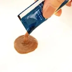 <span style="font-size: medium">•全天然成分，無添加防腐劑、甜味劑、色素、人工調味 •不含麩質，減少敏感機會 •含水量80-90%以上，可幫助貓貓身體吸收水分 •可作小食直接食用 </span>