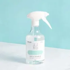 <div> <div> <strong>好的洗碗酵素，毛孩主人都能用！</strong> </div> • 一瓶打擊碗盤油汙、毛孩口水味 • 荷蘭設計泡沫噴頭，用量省、超有效率 • 海洋友善成分，無香精、無柑橘、無甲醛 </div>