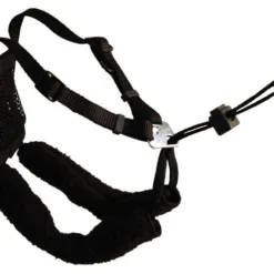 Halti No Pull Harness 背心胸帶 ·獨特的停止拉力提升操作,可停止拉前動作 ·配合前胸墊設計,更能發揮及安全舒適的牽引 獨特組合 ~ 2處配合同時牽狗,控制更易 減少移位 ~ 胸板設計,有助減少活動時的移位 反光條 ~ 增加能見度 輕身透氣材質 ~ 胸墊及腿帶加上棉質襯墊,舒適透氣 建議配合 : Halti Training Lead 多用途拖繩使用,發揮最佳效果 SIZES* 尺寸(以胸圍計算): (D15120A) SMALL : 26-36cm ~ Toy/Mini Poodle / Min.Schnauzer (D15220A) MEDIUM ; 34-56cm ~ Golden Retriever / Husky (D15320A) LARGE : 48-66cm ~ Labradoodle / Akita