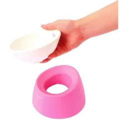 <span class="VIiyi" lang="zh-TW"><span class="JLqJ4b" data-language-for-alternatives="zh-TW" data-language-to-translate-into="ja" data-phrase-index="0" data-number-of-phrases="1"><span class="Q4iAWc">可自由傾斜的餐具，以“無論寵物種類如何，都可以輕鬆食用”為理念！不易破碎、易清洗的塑料餐具。由於它有腿，它可以只與一個容器一起使用。容量約 150 毫升。 </span></span></span> <span class="VIiyi" lang="zh-TW"><span class="JLqJ4b" data-language-for-alternatives="zh-TW" data-language-to-translate-into="ja" data-phrase-index="0" data-number-of-phrases="1"><span class="Q4iAWc">【尺寸】 寬 135 x 高 120 x 深 135 毫米</span></span></span> ■ 產地：日本 ■ 材料成分：聚丙烯（耐熱溫度100℃）、彈性體（耐熱溫度70℃）