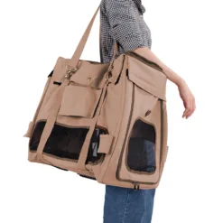 如果您一直在考慮讓寵物推車結構緊湊，足以容納大型寵物，那麼雙向寵物旅行車就是您的最佳選擇！ 雙向寵物旅行車由高強度耐用織物製成，堅固，舒適且緊湊。 借助其雙重進入系統，您可以從前面或後面裝載寵物。 這使寵物更容易進入和退出！ 非常適合老年犬，受傷的狗或幼犬來回走動。 使用大隔層作為寵物攜帶袋，可輕鬆運輸到戶外活動。 您不再需要將寵物留在家中！