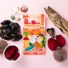 蘊含大麥苗和膳食纖維，幫助排出體內毛球。 含有亞麻籽油，有助於健康的皮毛護理。 易於食用的粒粒型，幼貓也能輕鬆食用！ 年齡：約6個月以上. 重量：約30g. 產地：日本.